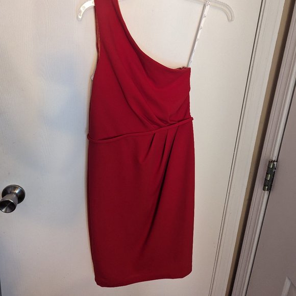 One shoulder size 4 David's Bridal dress, red - Picture 3 of 3